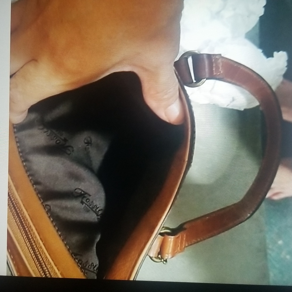 FOSSIL PATCHWORK LEATHER PURSE - Picture 6 of 17